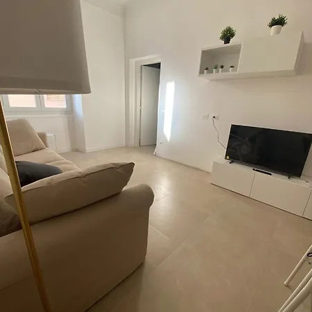 San Martino Third Floor No Lift 게스트하우스 3*