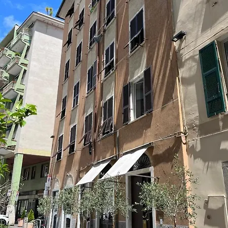 San Martino Third Floor No Lift בית הארחה 3*